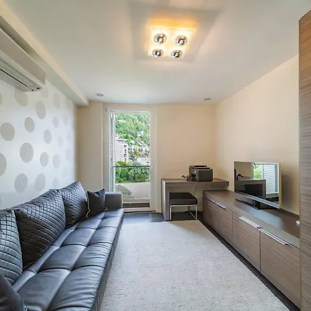 Luxury View & Center Of By Guestlee Μοντρέ