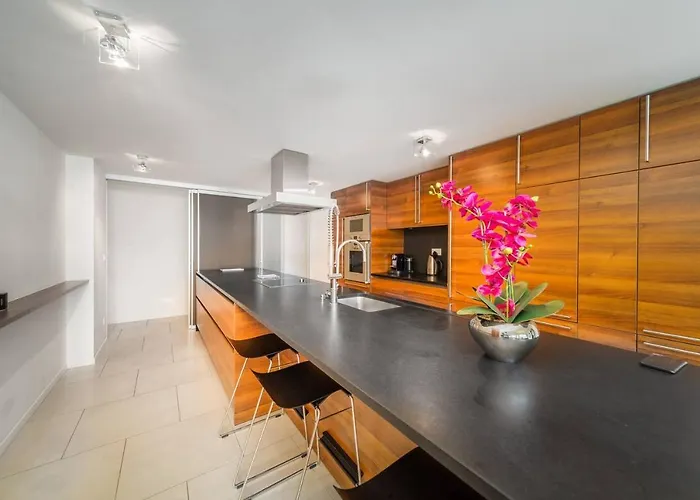 Apartament Luxury View & Center Of By Guestlee *