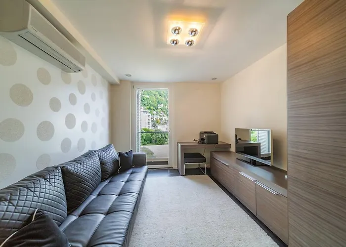 Luxury View & Center Of By Guestlee Montreux