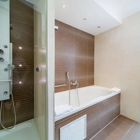 Appartement Luxury View&center Of By Guestlee